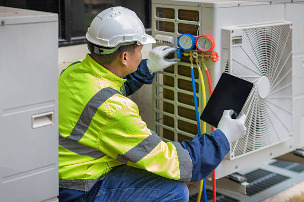 Professional Hvac technician working in Hudson, OH